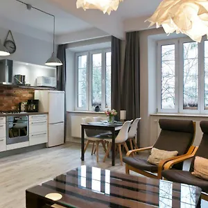 https://cichy-apartament-w-centrum.krakowhotelspoland.com
